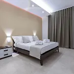 Urban Oasis 3*