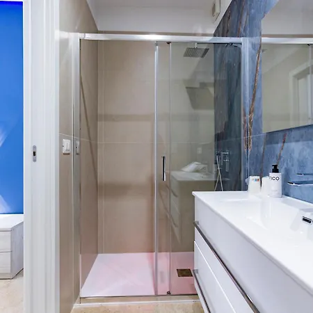 Urban Oasis Гостевой дом