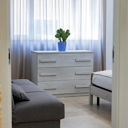 Urban Oasis Гостевой дом Бари