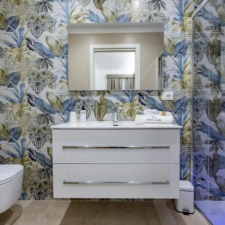 Urban Oasis Гостевой дом 3*