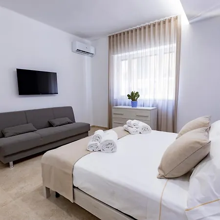 Urban Oasis Pensionat