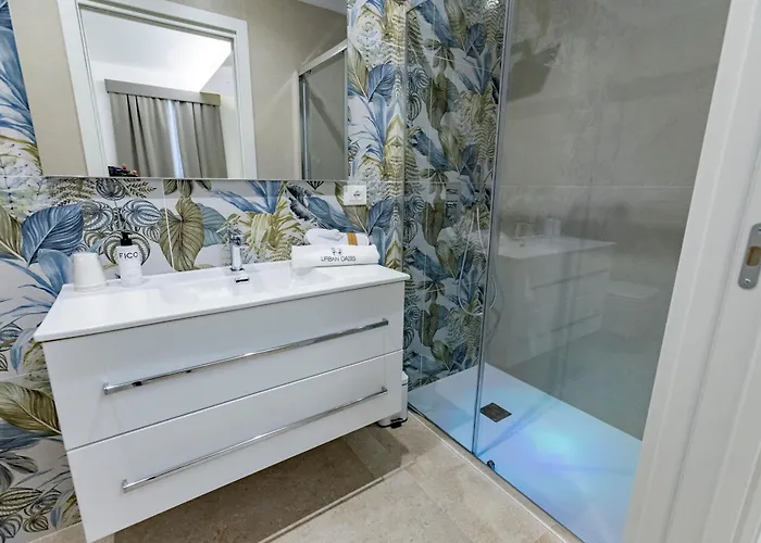 Urban Oasis Guest house 3*