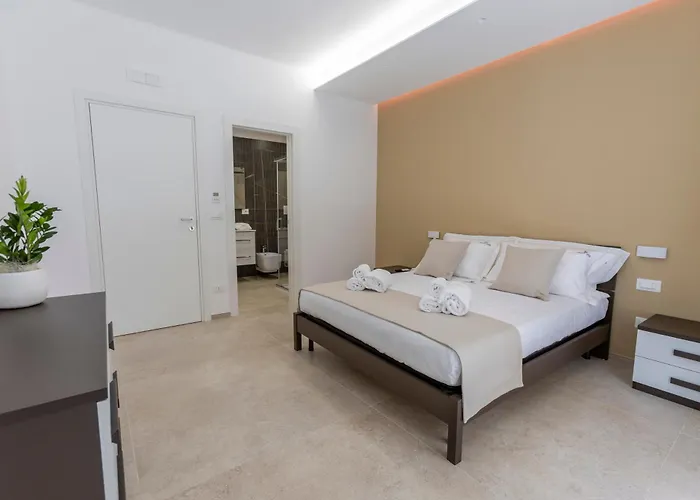 Urban Oasis Guest house 3*